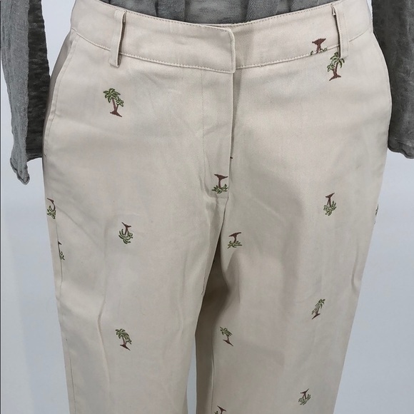 JM Collection Embroidered Khaki Capris Size 10 - Picture 3 of 8